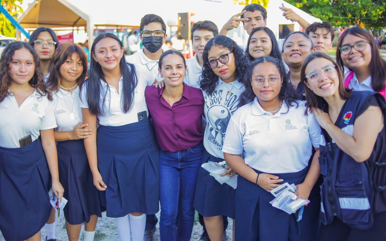 uploads/6/32/01 (407).Jpeg